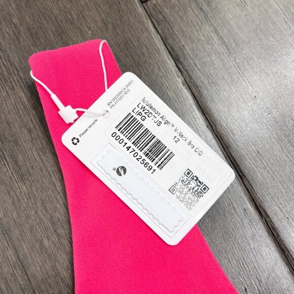 Lululemon Align V-Neck Bra *Light Support, C/D Cup Lip Gloss NWT - Picture 4 of 7